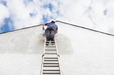 Peinture extérieure à Naussac — façades et ravalement